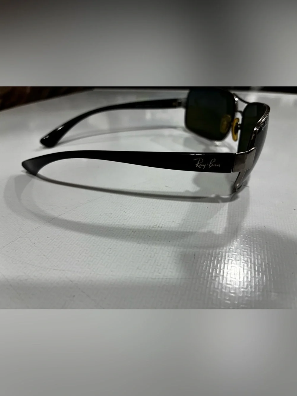Ray-Ban RB3379 004/58 Polished Gunmetal Polarized G-15 Green Men's Sunglasses NE